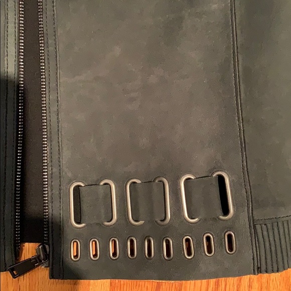 Elie Tahari suede jacket - Picture 3 of 8